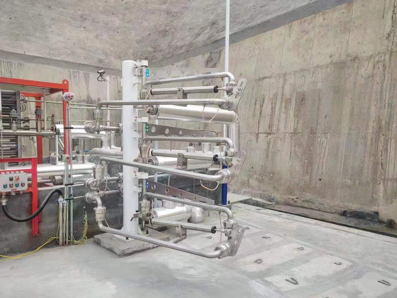 浙江客戶低溫鶴管使用現(xiàn)場(chǎng)